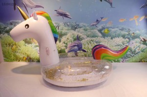 Inflatable unicorn pool float with glitter LS10412