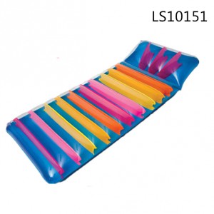 Factory inflatable colorful design pvc water beach mattress with pillow LS10151