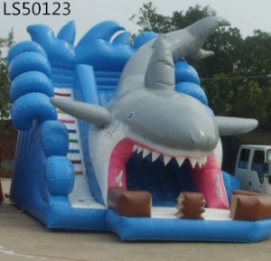 Hot Selling Blue Inflatable Slide with Shark LS50123