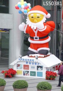 Cartoon Design Inflatable Christmas Santa With Cute Design For Christmas Decorations LS50381